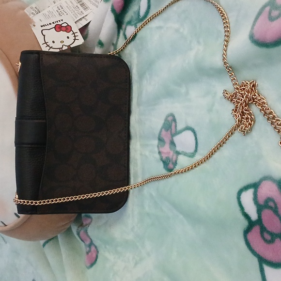 Authentic Coach Georgie CrossbodyBag In Signature Canvas. - Picture 3 of 12